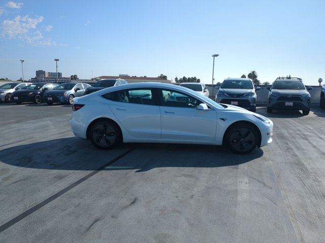 Used 2020 Tesla Model 3 Standard Range Plus RWD image 4