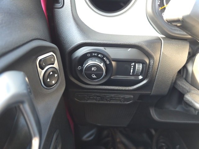 Used 2024 Jeep Gladiator Sport image 18