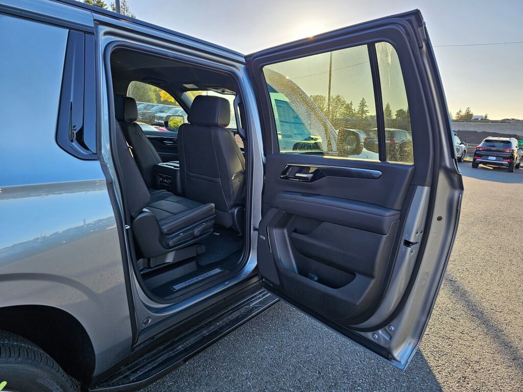 New 2026 Chevrolet Suburban RST w/ Comfort Package image 26