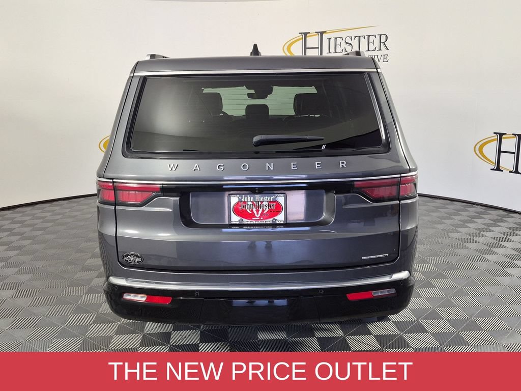 Used 2024 Jeep Wagoneer Series II w/ Flexible Seating Group RWD image 5