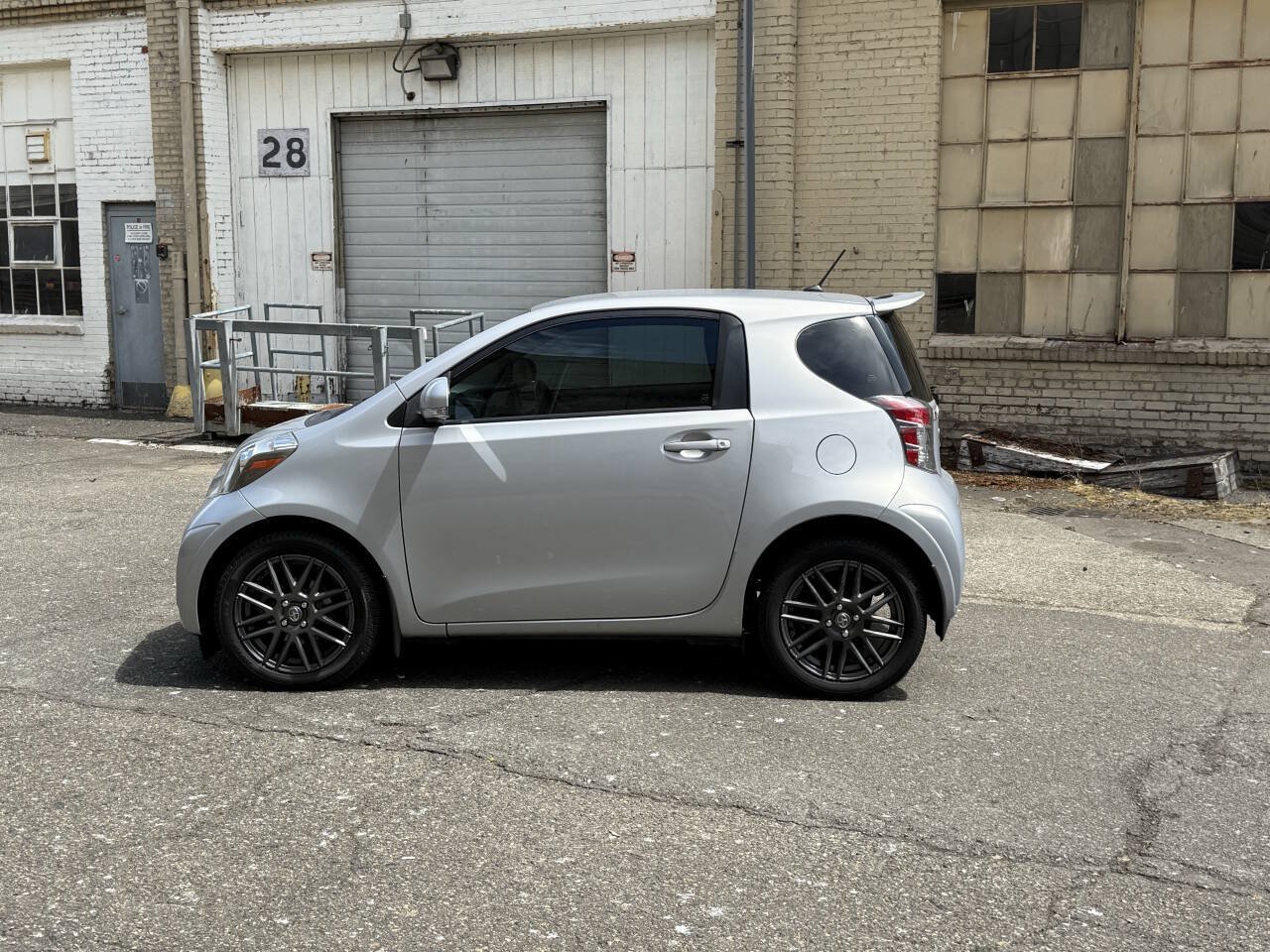 Used 2014 Scion iQ 10 Series FWD image 6
