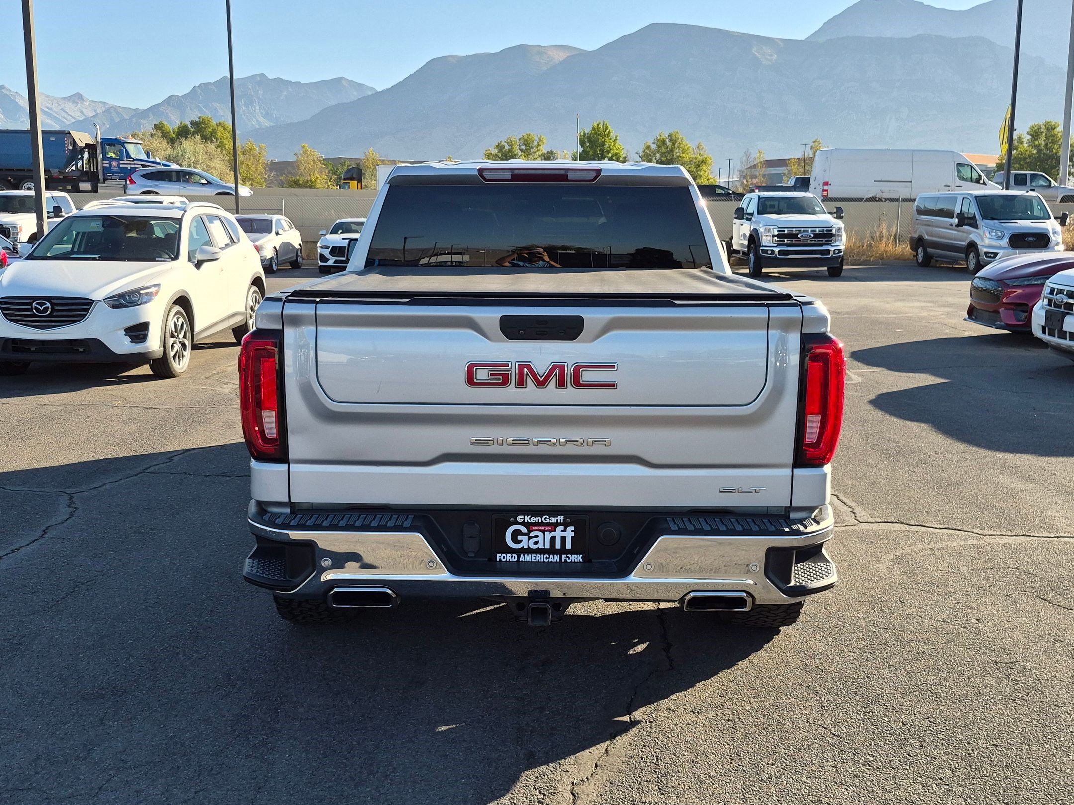 Used 2019 GMC Sierra 1500 SLT w/ Driver Alert Package I AWD/4WD image 7