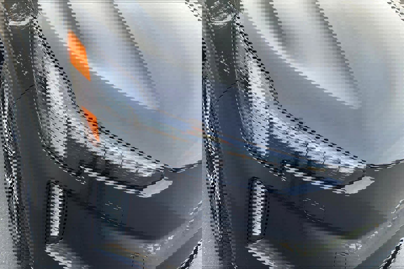 Used 2025 Volvo EX90 Ultra image 32