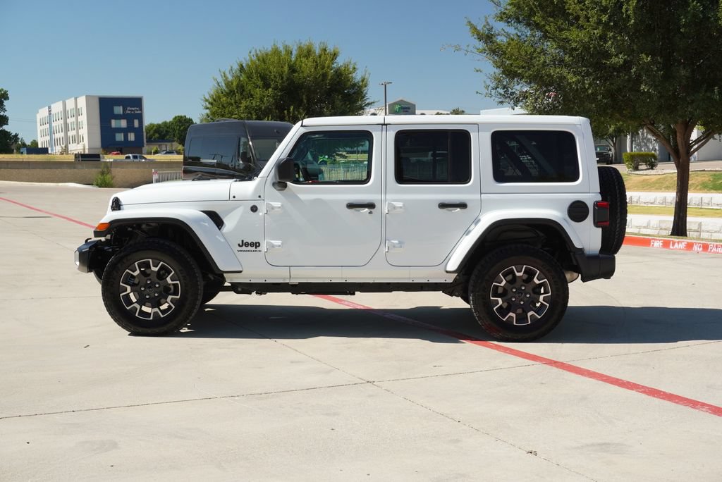 Used 2025 Jeep Wrangler Unlimited Sahara AWD/4WD image 2