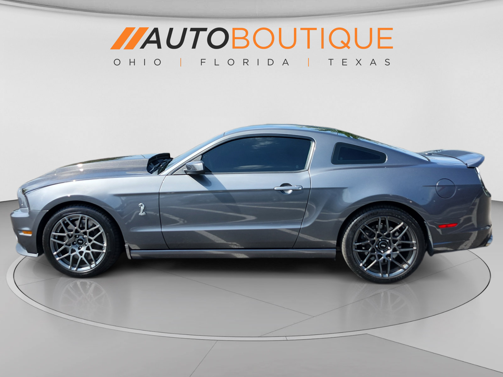 Used 2014 Ford Mustang Shelby GT500 w/ Equipment Group 821A RWD image 7