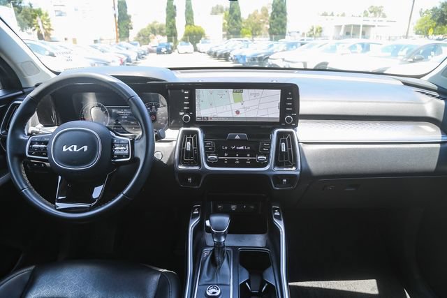 Used 2023 Kia Sorento S FWD image 13