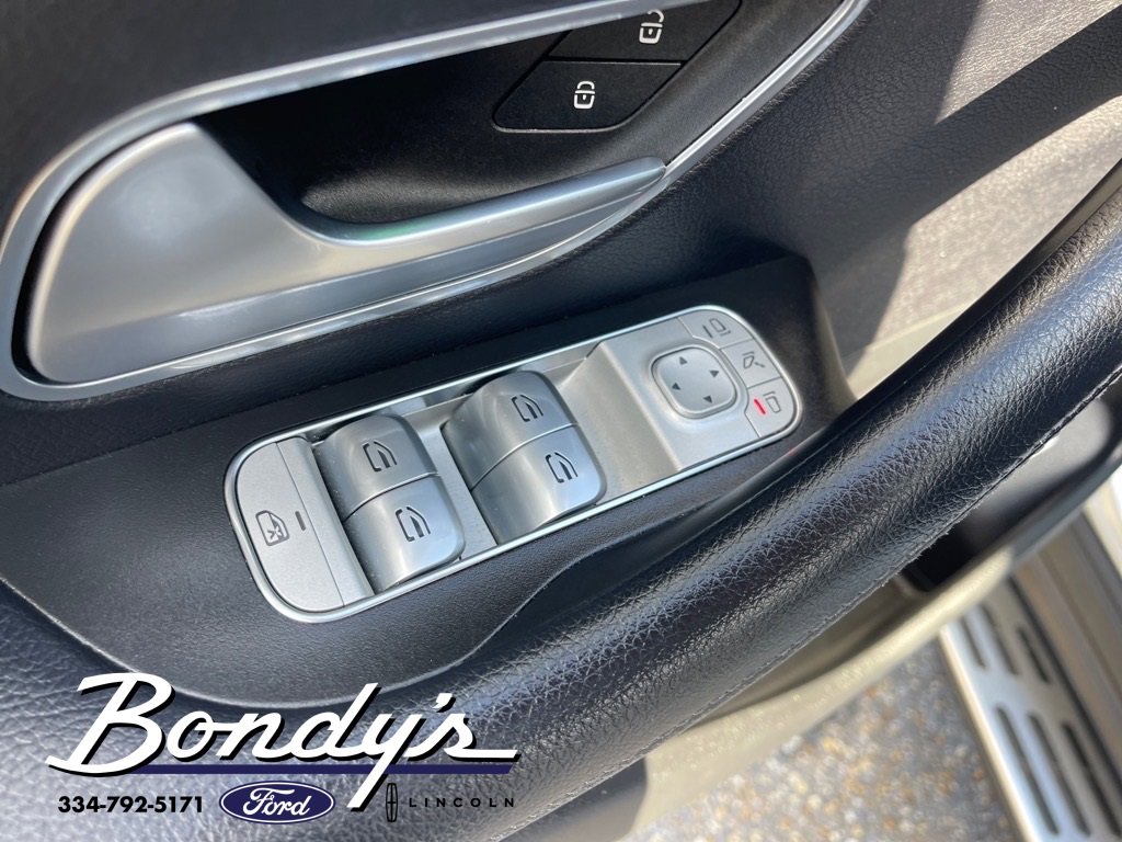 Used 2023 Mercedes-Benz GLS 450 4MATIC image 10