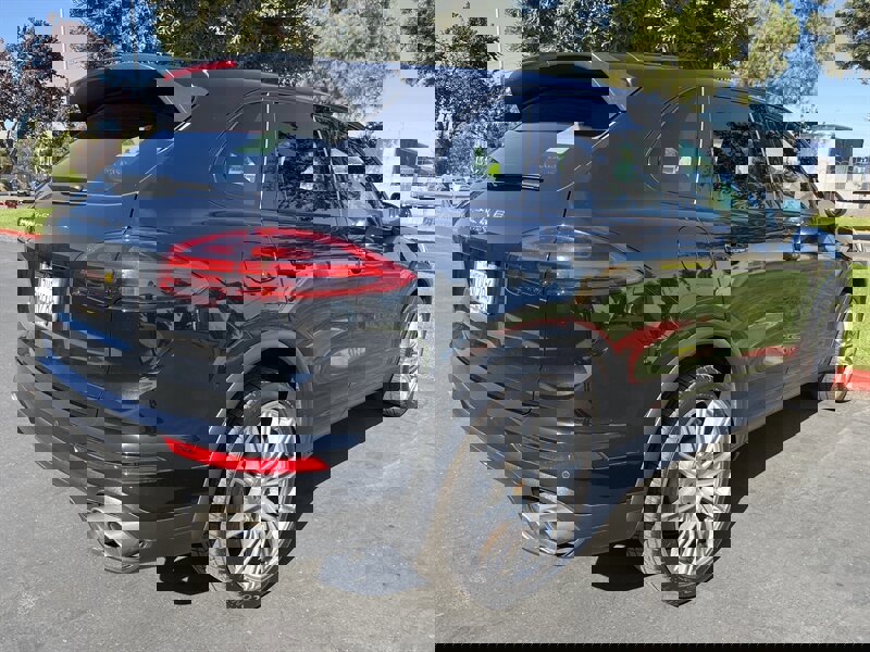 Used 2017 Porsche Cayenne S image 13