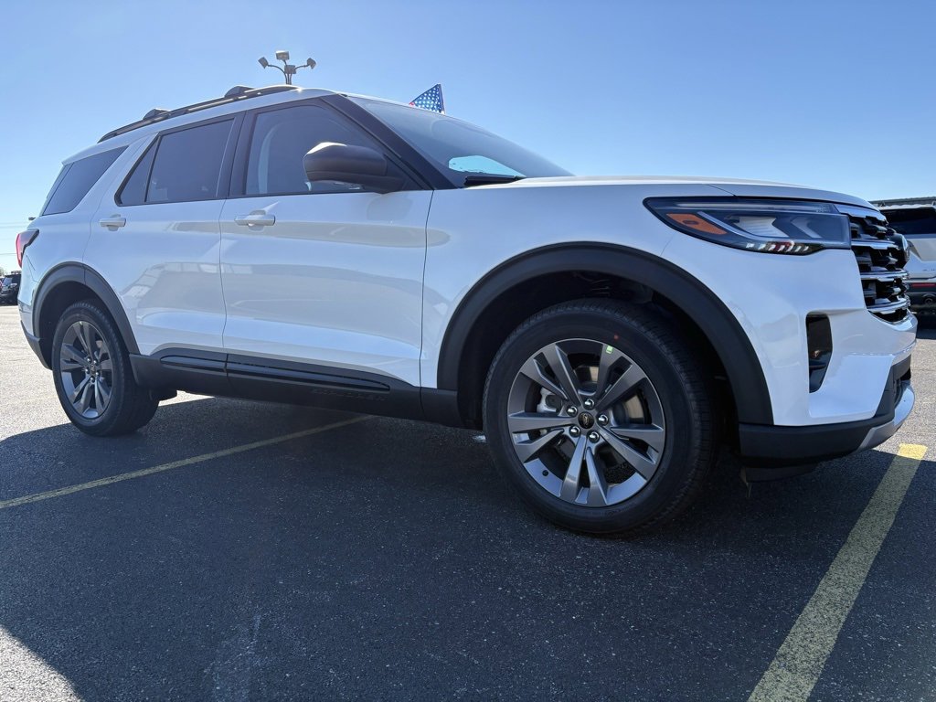 New 2026 Ford Explorer Active image 41