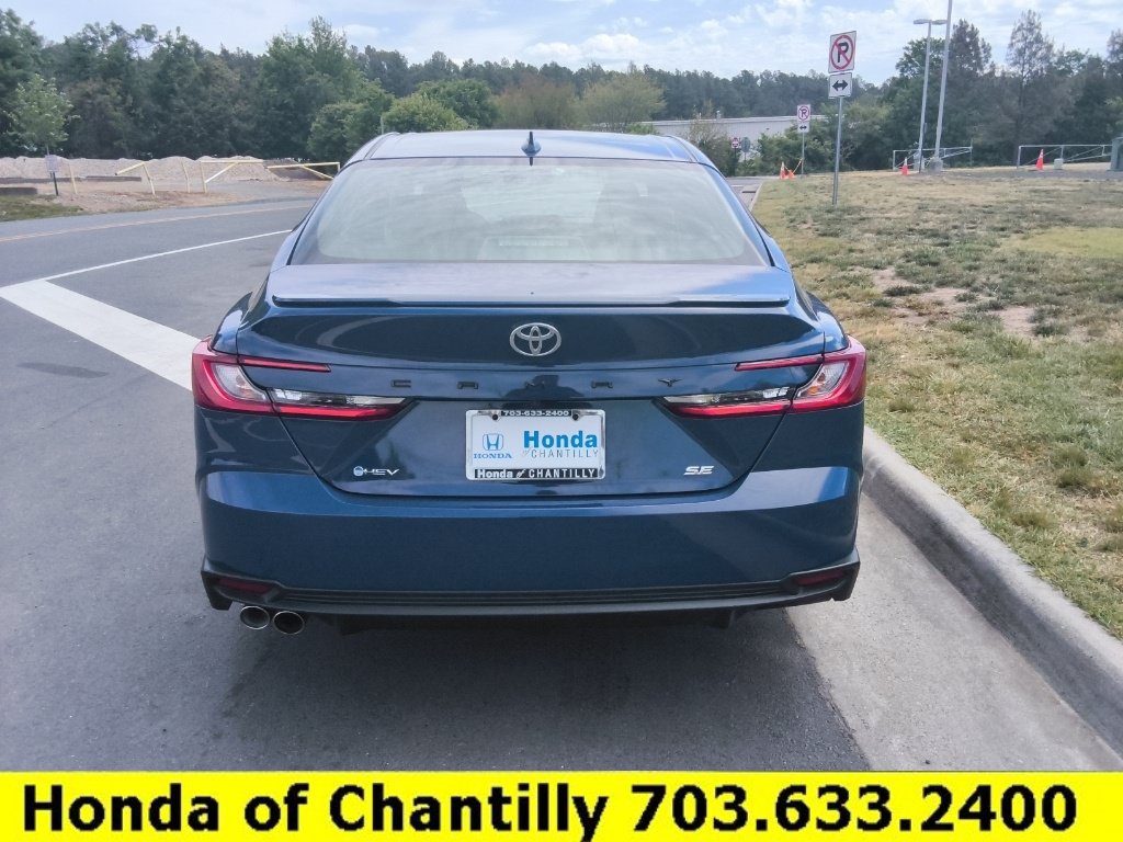 Used 2026 Toyota Camry SE FWD image 6