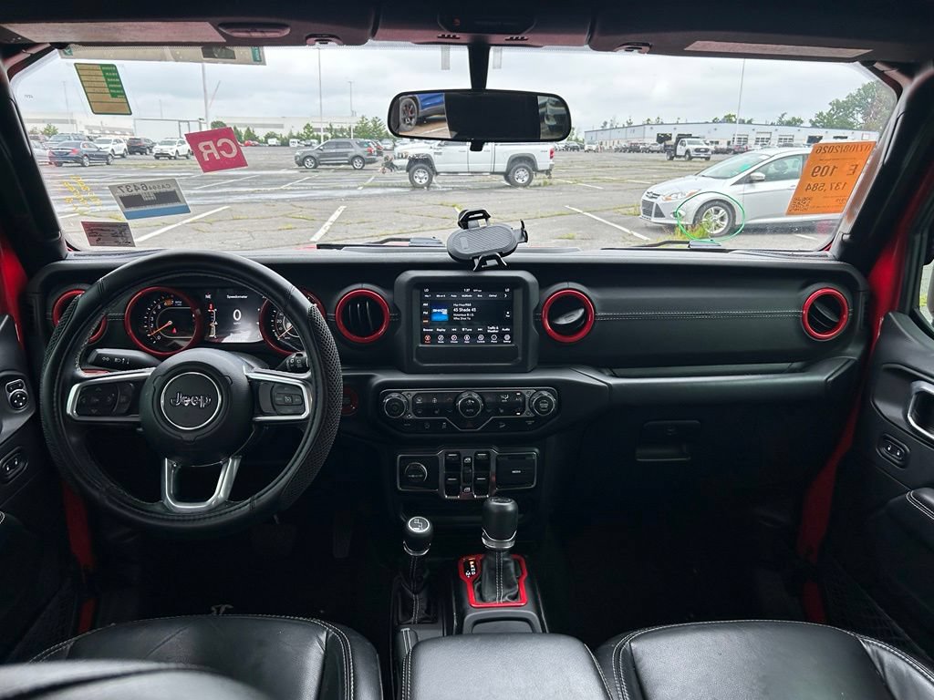 Used 2019 Jeep Wrangler Unlimited Sahara w/ Cold Weather Group AWD/4WD image 19