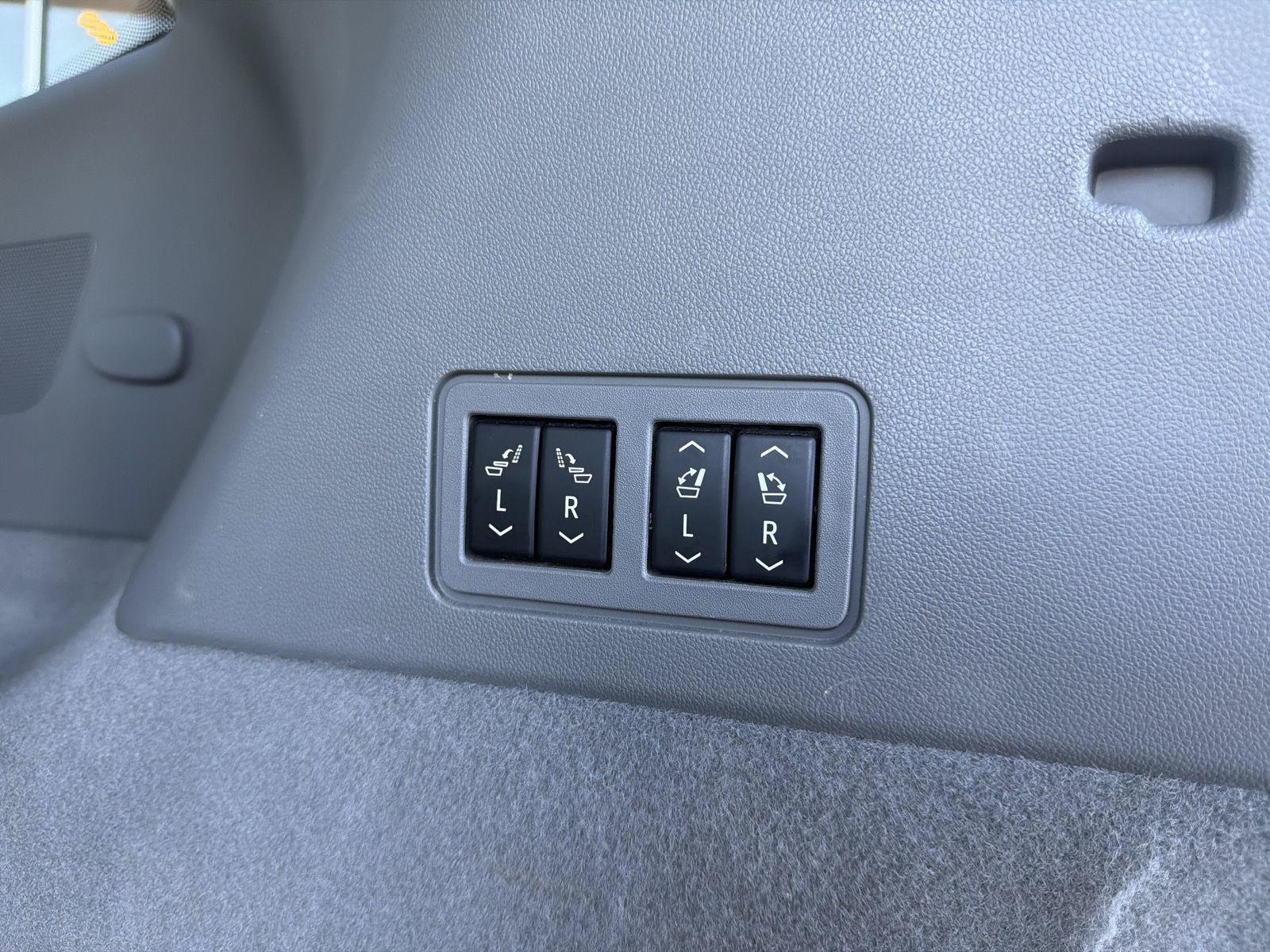 Used 2020 Cadillac XT6 Premium Luxury FWD image 49