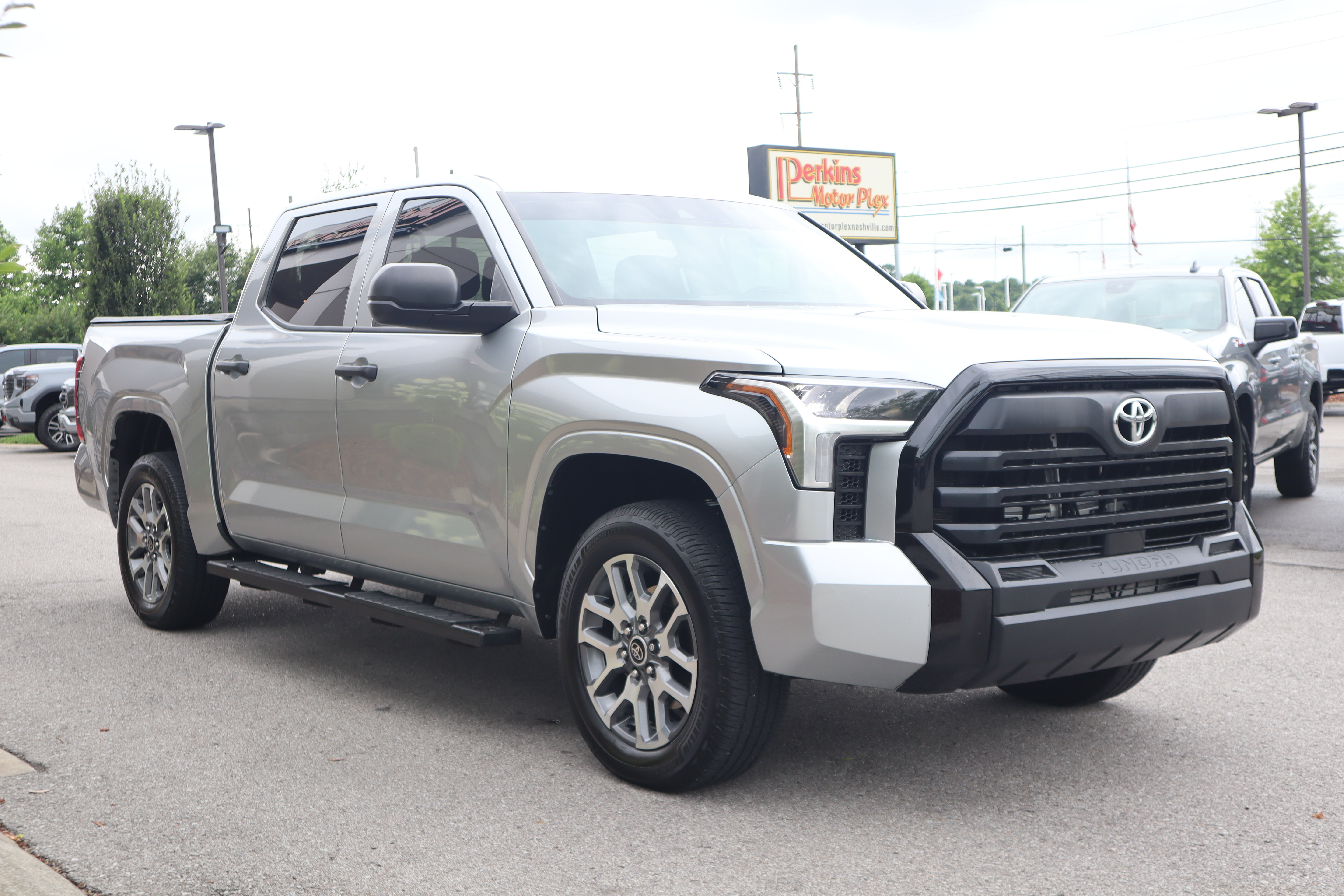 Used 2023 Toyota Tundra SR AWD/4WD image 5