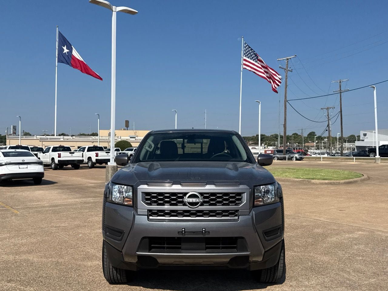 Certified 2025 Nissan Frontier SV w/ Tow Package RWD image 5