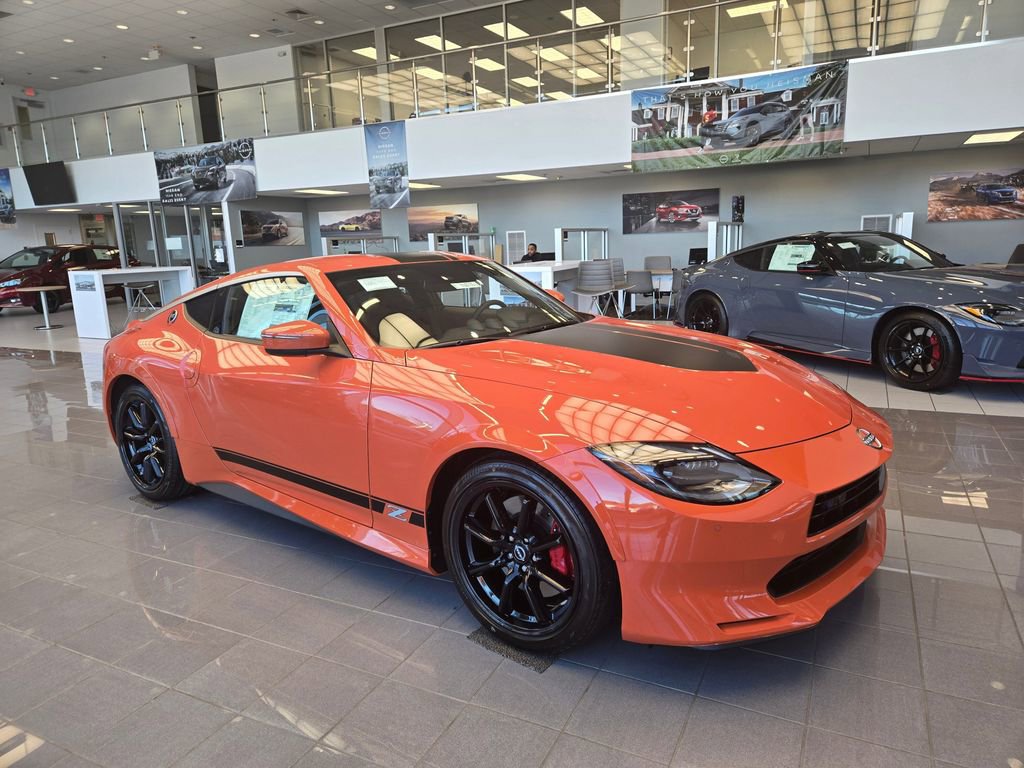 New 2024 Nissan Z Performance w/ Heritage Edition RWD image 3