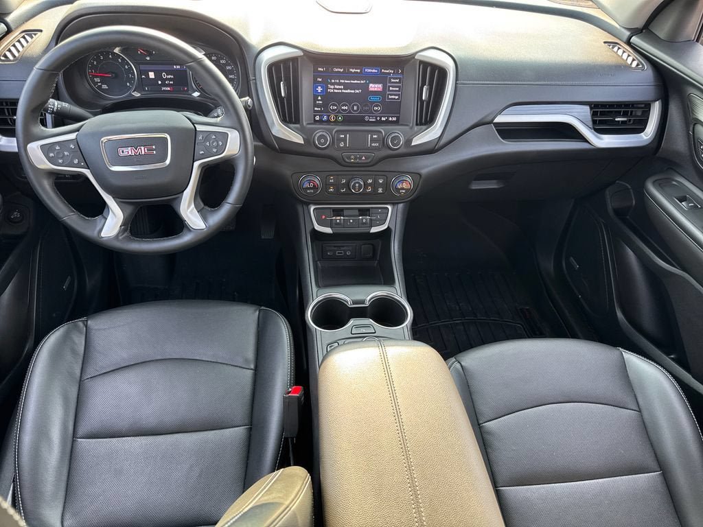 Used 2023 GMC Terrain SLT w/ Infotainment Package II AWD/4WD image 16
