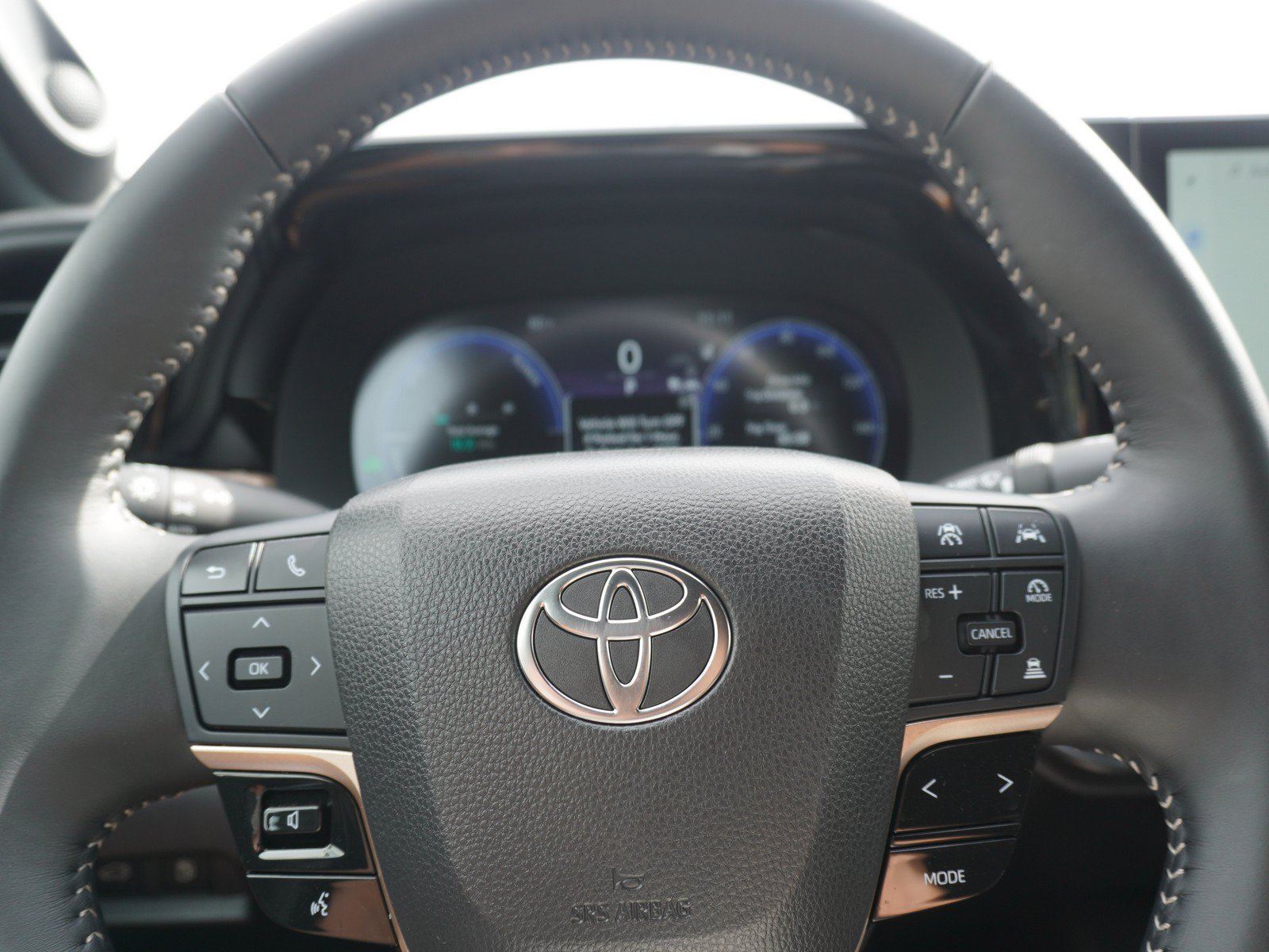 Used 2026 Toyota Crown AWD/4WD image 27