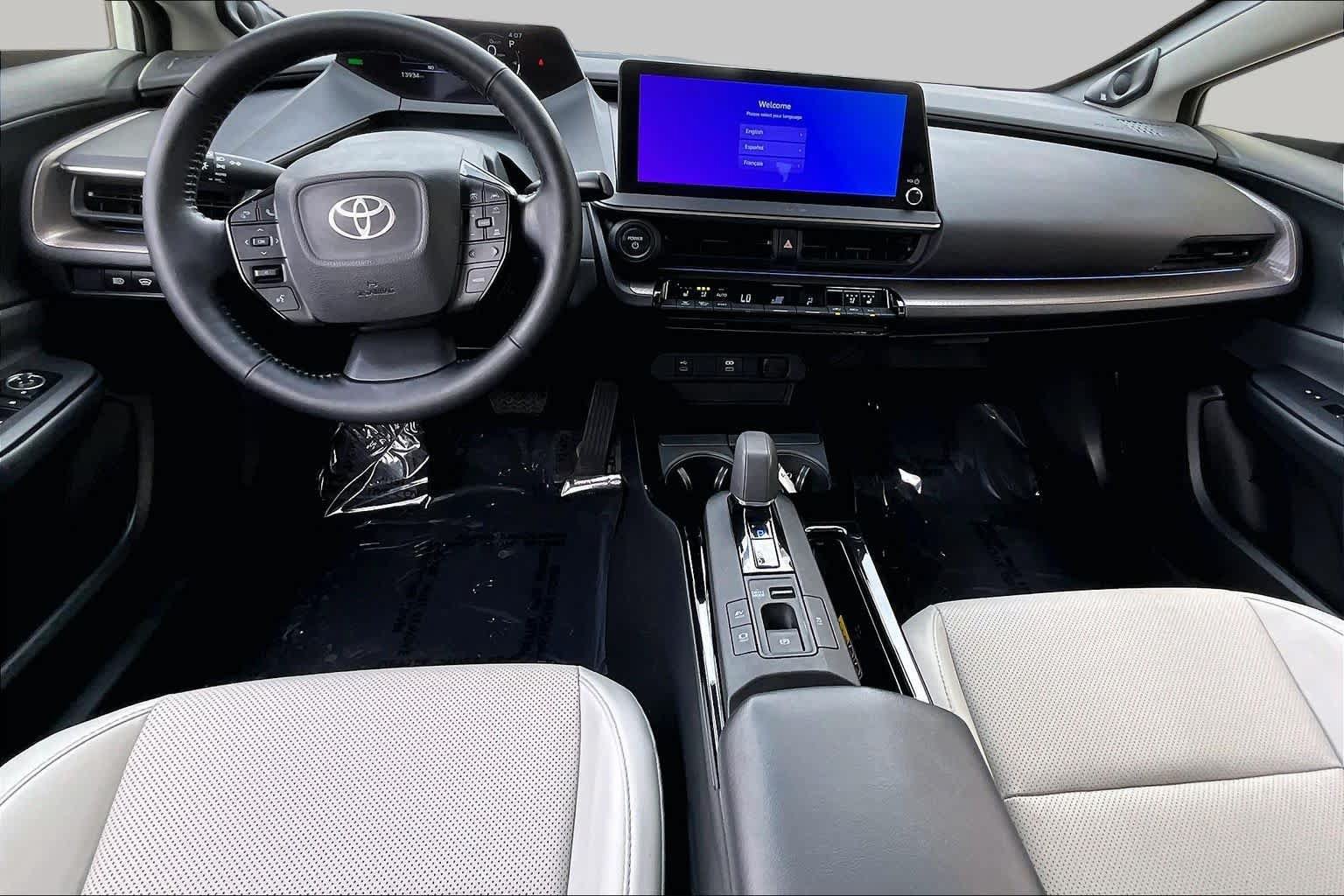 Used 2024 Toyota Prius Limited FWD image 16