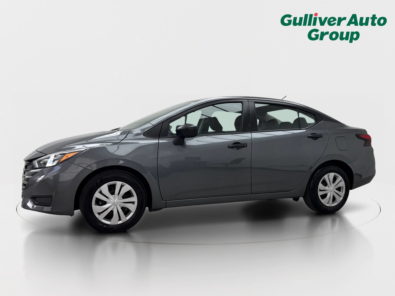 Used 2025 Nissan Versa S w/ Trunk Package FWD image 2