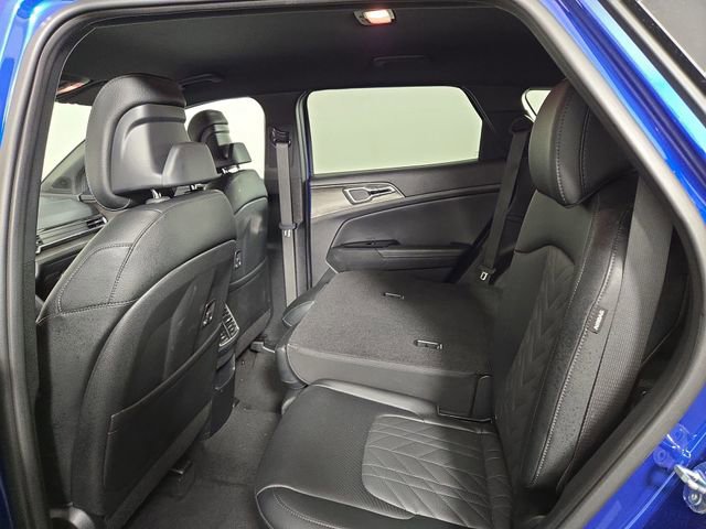 Used 2025 Kia Sportage X-Line image 16