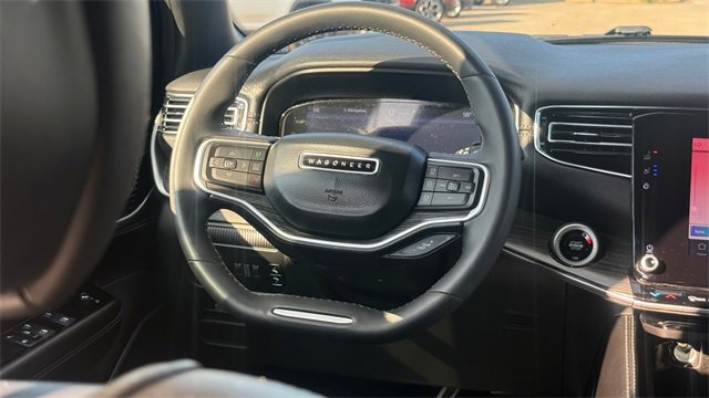 Used 2024 Jeep Wagoneer Series III w/ Flexible Seating Group image 27