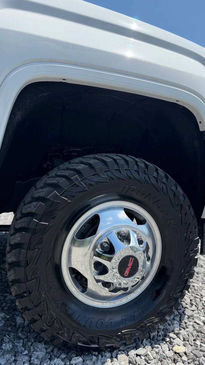 Used 2017 GMC Sierra 3500 Denali w/ Duramax Plus Package AWD/4WD image 10