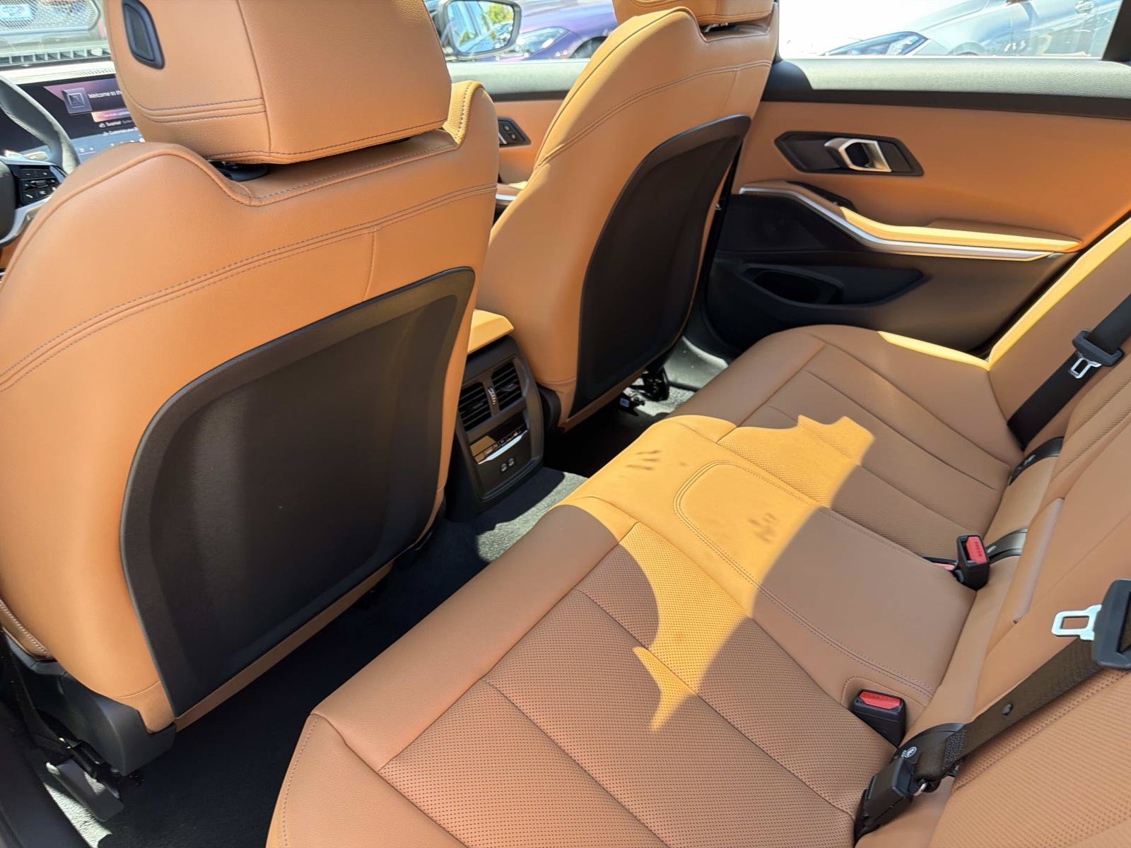 New 2026 BMW 330i Sedan w/ Convenience Package RWD image 10