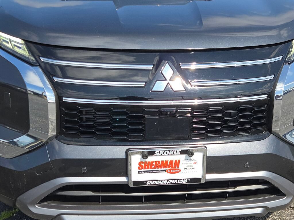 Used 2025 Mitsubishi Outlander SE AWD/4WD image 7