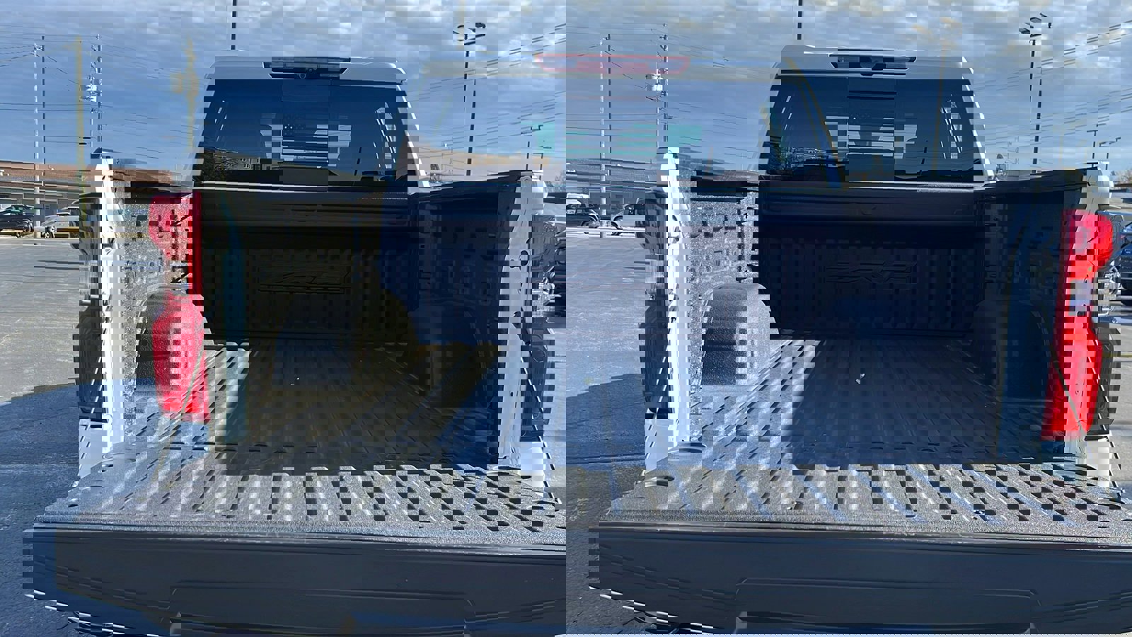 Used 2024 Chevrolet Silverado 1500 ZR2 w/ Technology Package image 37