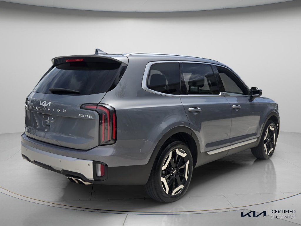 Certified 2023 Kia Telluride EX w/ EX Captain's Chair Package FWD image 7