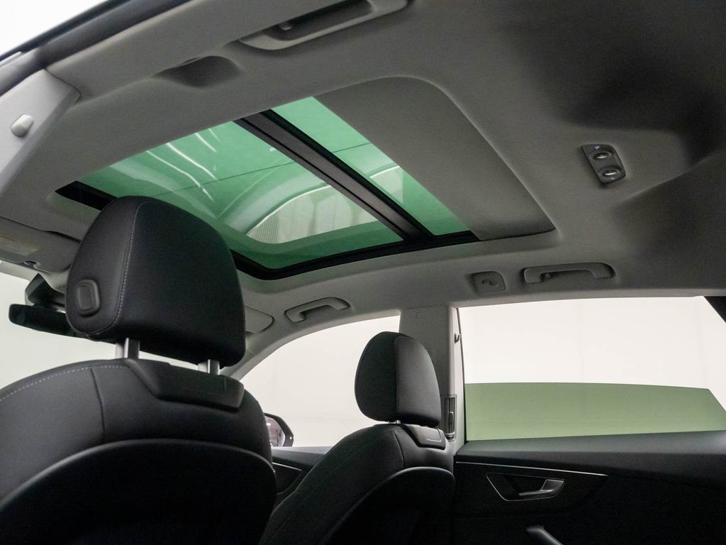 Used 2023 Audi Q8 Premium w/ Convenience Package image 14