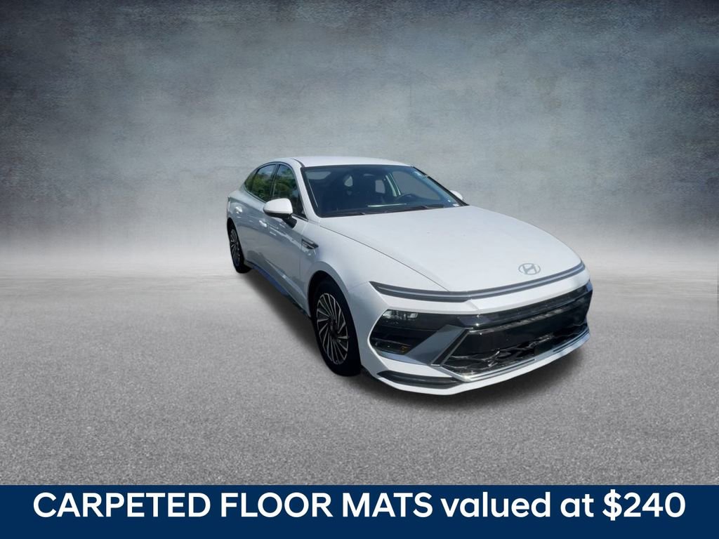 New 2025 Hyundai Sonata SEL image 3