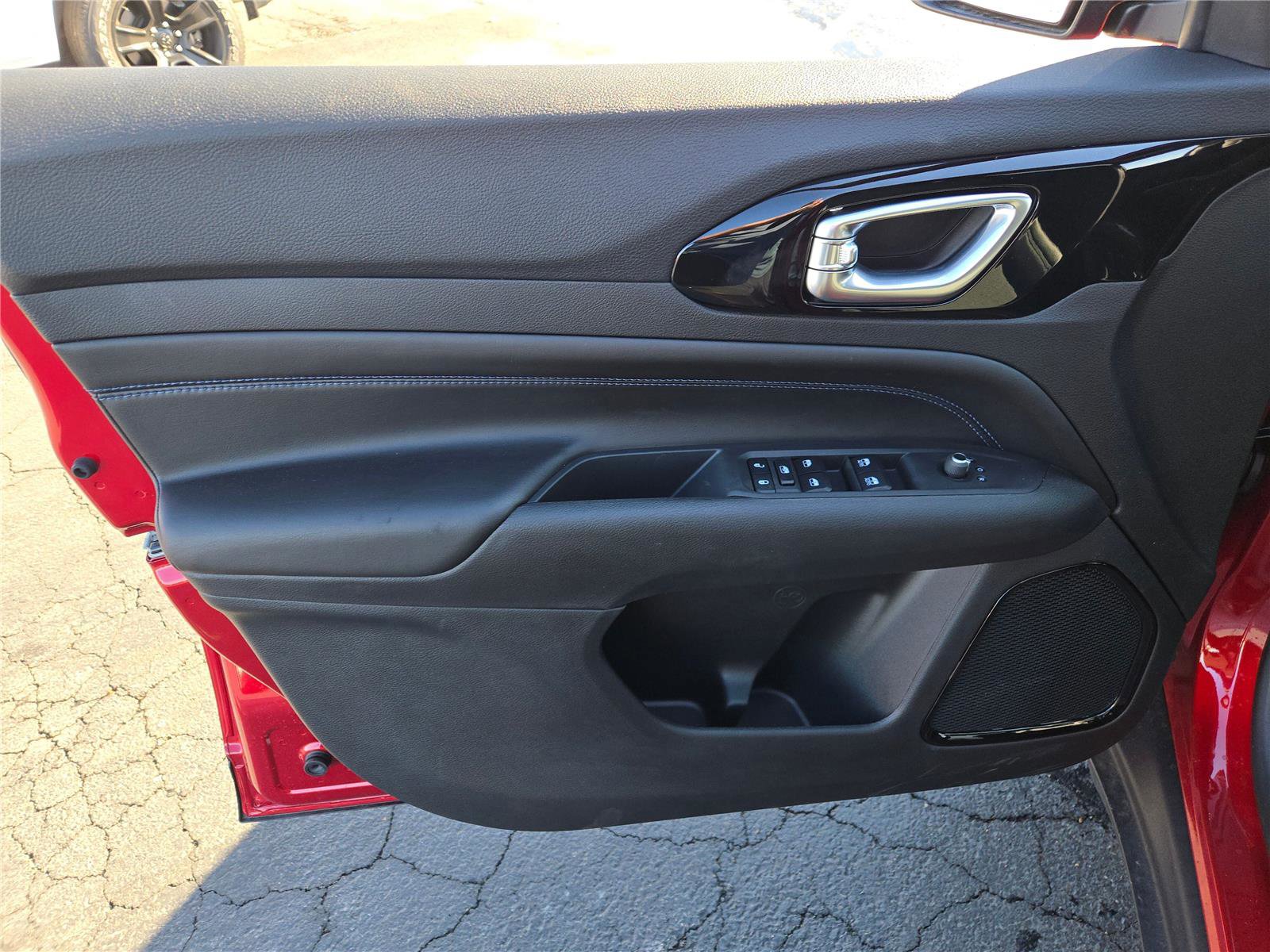 New 2026 Jeep Compass Latitude image 22