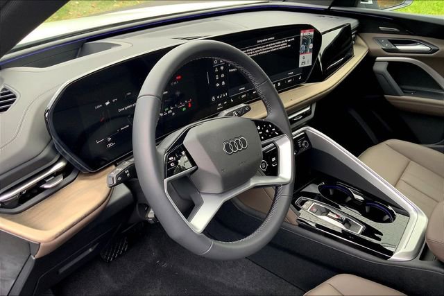 New 2025 Audi Q5 Premium Plus AWD/4WD image 9