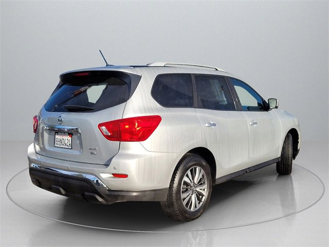 Used 2018 Nissan Pathfinder SL image 8