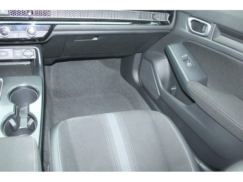 Used 2023 Honda Civic Sport image 17