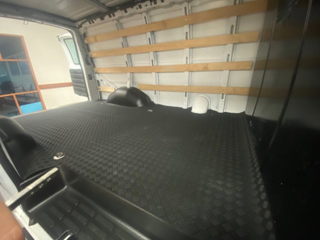 Used 2023 Chevrolet Express 2500 w/ Driver Convenience Package image 17