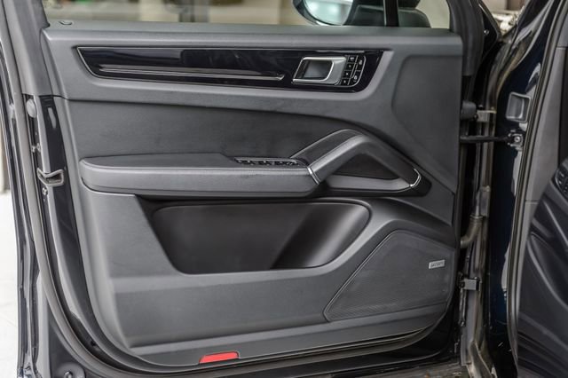Used 2019 Porsche Cayenne image 47