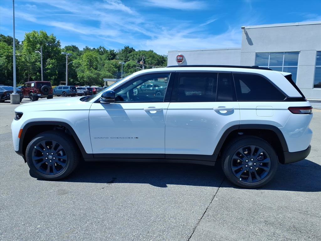 New 2026 Jeep Grand Cherokee Limited AWD/4WD image 7