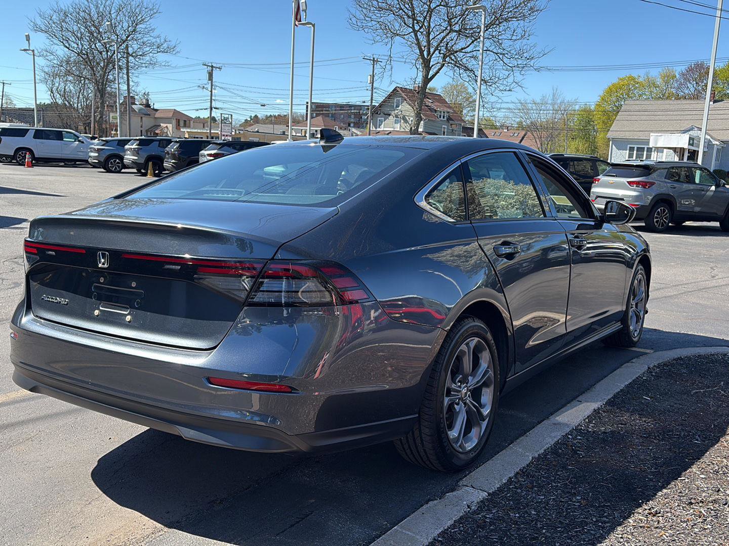 Used 2024 Honda Accord EX image 4