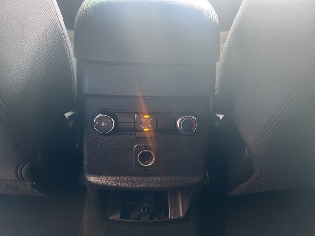 Used 2017 Ford Explorer XLT image 19