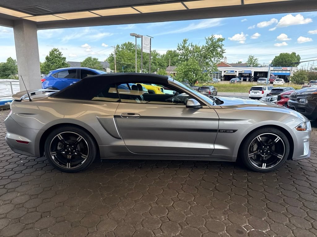 Used 2020 Ford Mustang GT Premium w/ Equipment Group 401A RWD image 5