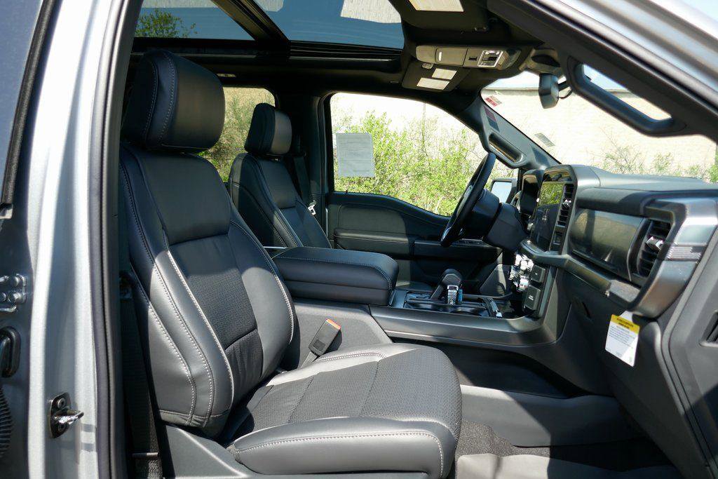 New 2025 Ford F150 Lariat w/ Equipment Group 501A Mid image 11