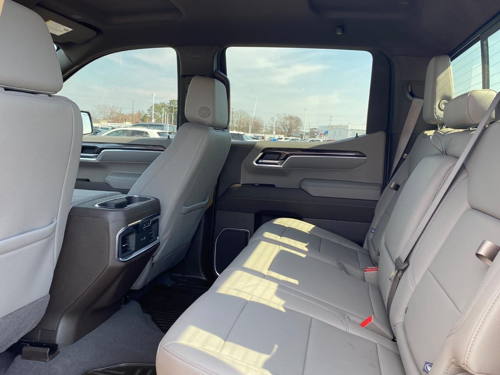 New 2025 Chevrolet Silverado 1500 LTZ w/ Technology Package AWD/4WD image 23