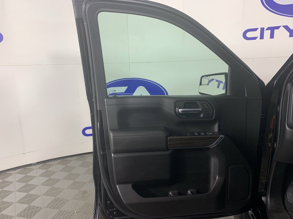 Used 2022 Chevrolet Silverado 1500 LT image 13