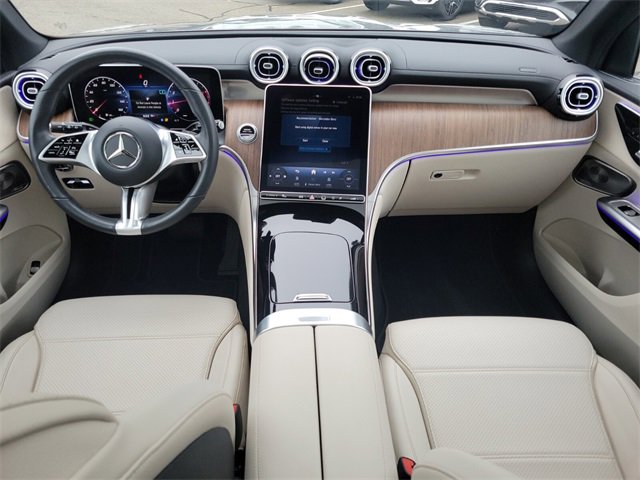 Used 2023 Mercedes-Benz GLC 300 4MATIC w/ Exclusive Trim Package image 13