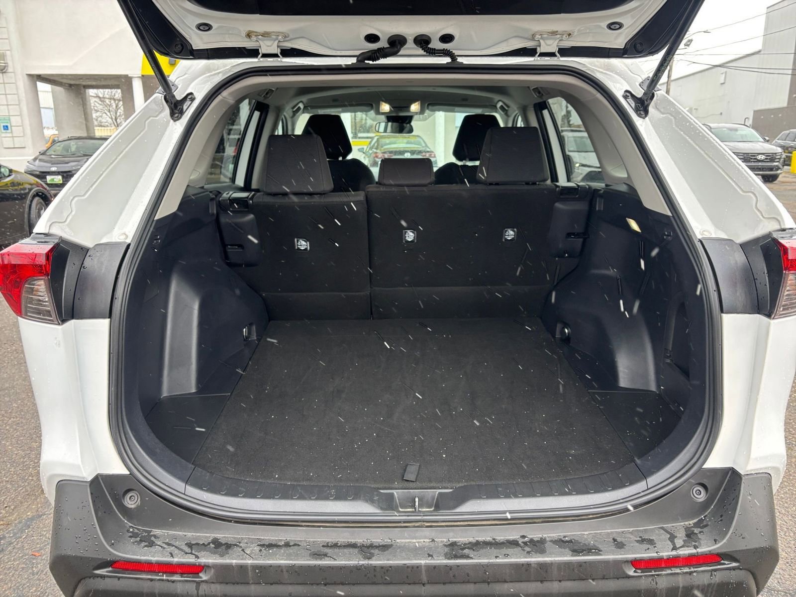 Used 2025 Toyota RAV4 LE image 24