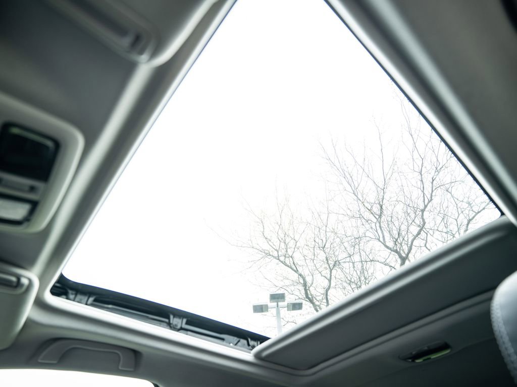 Used 2015 Subaru Forester 2.0XT Touring w/ Eyesight & Navigation System AWD/4WD image 35