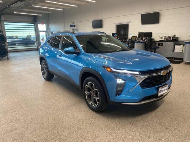 New 2025 Chevrolet Trax LT w/ Driver Confidence Package image 3