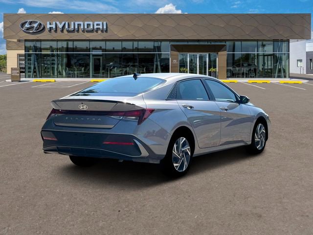 New 2025 Hyundai Elantra Sport image 8